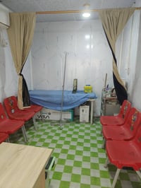 غراض واجهزة عيادة للبيع 7 كراسي ميز أدوات  ميز مكتب  كرسي مكتب  سدية ع...