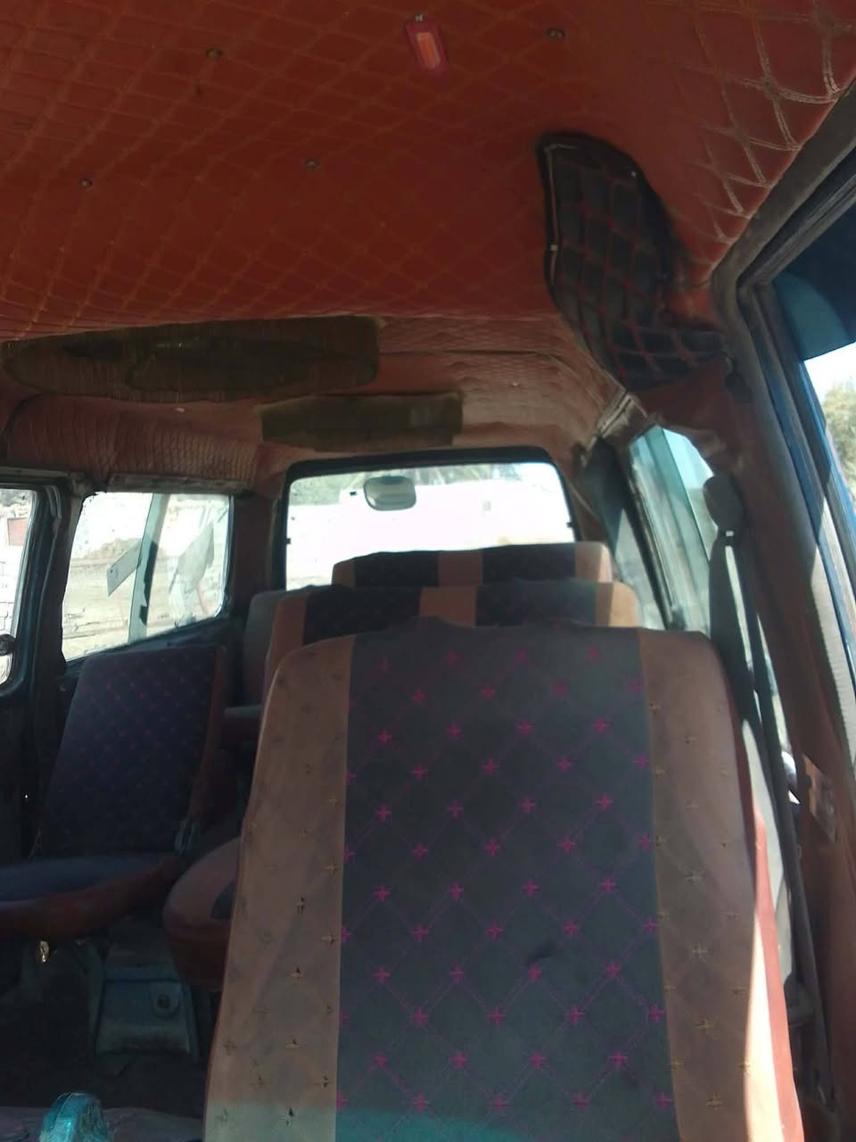 سلام عليكم  كيه بسته موديل 95 رقم بغداد سنويه صاقطه تجديد وتحويل عليه جاهزه من كلشي معمره جديد كير محرك مكفولات سعر 25 وبيه مجال مكانه ديالئ المقداديه هذا رقمي *********** بيع
