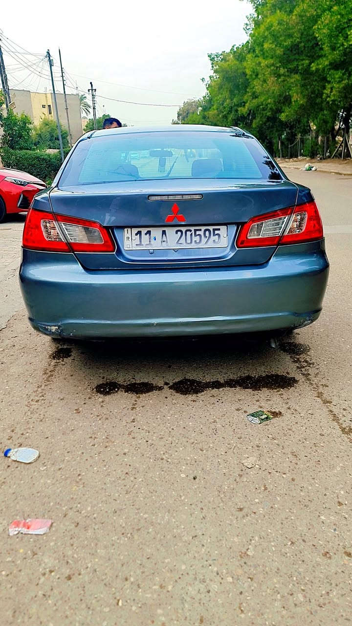 من رخصة الادمن المحترم مسيوبوشي كلند وارد امريكي حادث جاملغ امامي بدون دواخل  للبيع موديل ٢٠٠٩ سياره نضيفه جدن مال جناي وجاهزه من كلشي محرك٢٠٠٠ المرغوب قبق ابيظ بسمنه تحويل مباشر صبغ حزام اثر جراد مكاني بغداد السعر ٧٧ عذرن ماجاوب على فيس هاتف فقط ***********..***********
