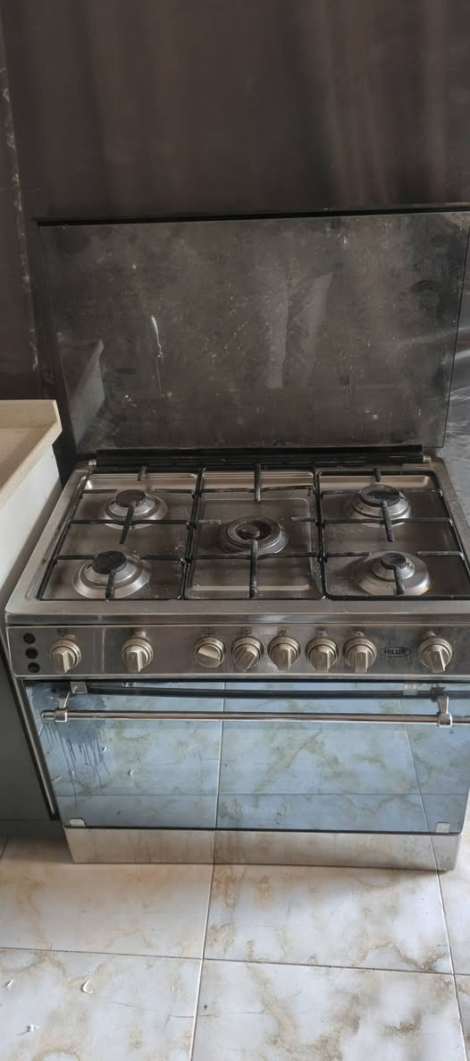 طباخ ايطالي كلش نضيف اخو الجديد كلش نضيف بعقوبه تقاطع القدس ***********
