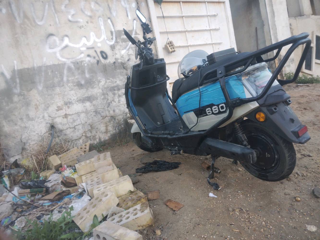 سلام عليكم دراجه سكنس ام عيون للبيع
السرعه 100
ملف 2000
6بطاريات ليثيوم
استعمال اسبوع
لايت زنون
صندوك جبير
مع شاحنه
وخوذه
وجادر حمايه مطر وشمس
..................................................
مكان بغداد الزعفرانيه
السعر750 وبيهه مجال
***********
