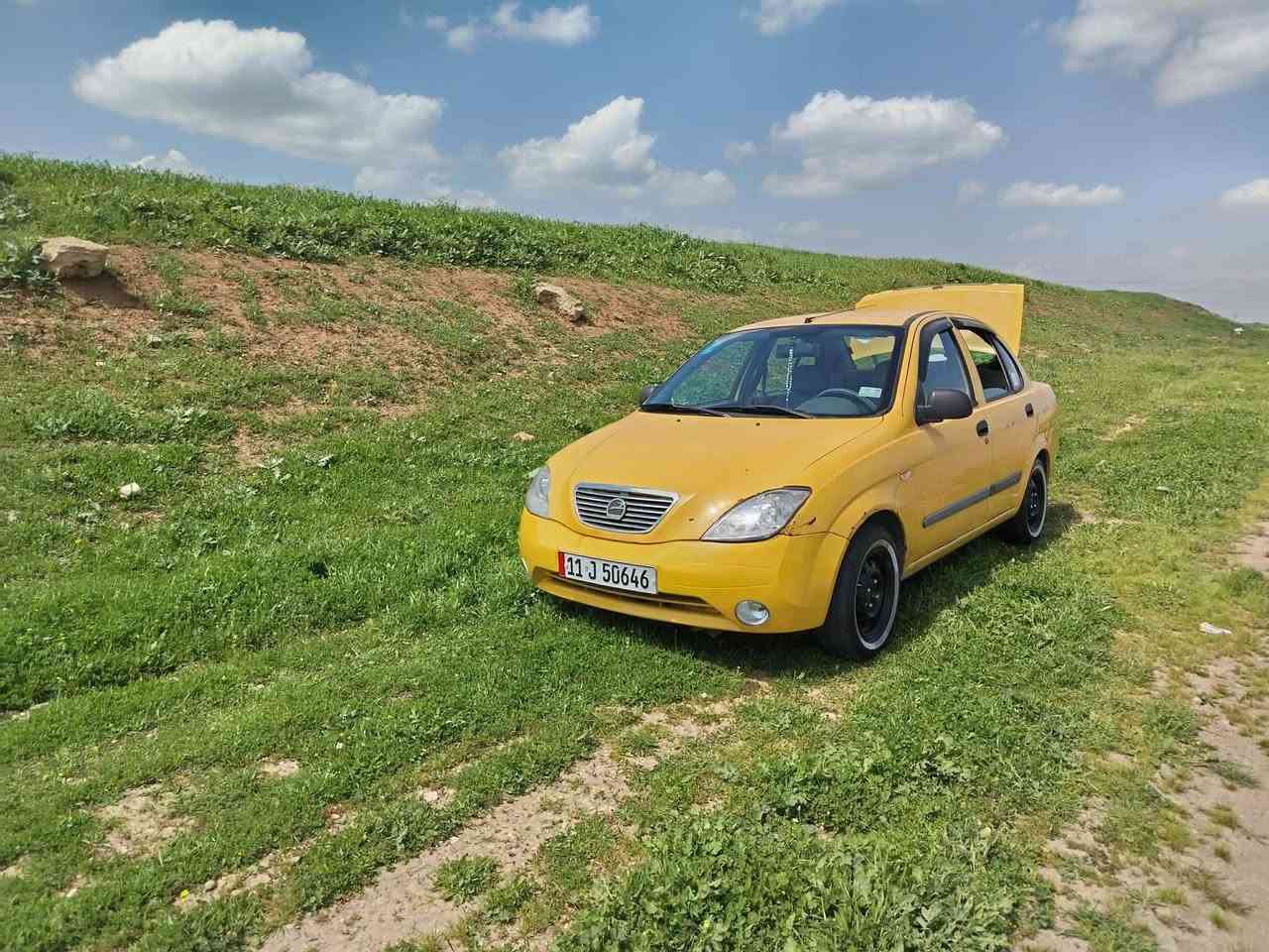 للبيع بسعر 38 ورقه وبيها مجال
سياره طيبه  
شرط تحويل الشراء من صاحبها الشرعي 
سنوبه لي نهايه 2029 
هيئه وغرمات صفر 
مكان السياره موصل التواصل على الخاص مندوبه مبيعات اعرض سيارات مقابل عموله بسيطه


**إذا كنت صاحب هذا الإعلان وتريد حذفه لأي سبب، رجاءا أرسل رسالة إلى الدعم الفني**