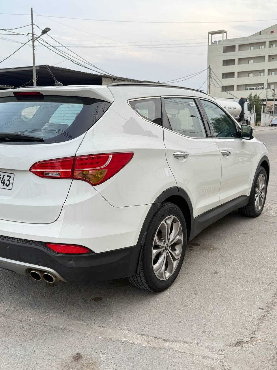 تحيه طيبة احبتي لأعزاء .. خوان بيع فقط بدون مراوس 
سنتافيا خليجي 2014 : 7 راكب 
محرك 2400 . 4 سلندر . 
السياره كفاله وكلش جديده فقط بيها بارد 
 وصبغ كد شبر بباب الجنطه . سونار مرفق 
سنويه وهزة جديده لل 31 هسه صدرت
بأسم شركة مضمونه ‎%‎100 . تحويل وكاله حاظر
حداده تخم تاير تبريد كله كامله 
سياره حلوه وعائليه وحتى سعرها مناسب جدا
السعر . 158 وبيها مجال
العنوان . البصره سكن مركز
هاتف : *********** 
.
.
