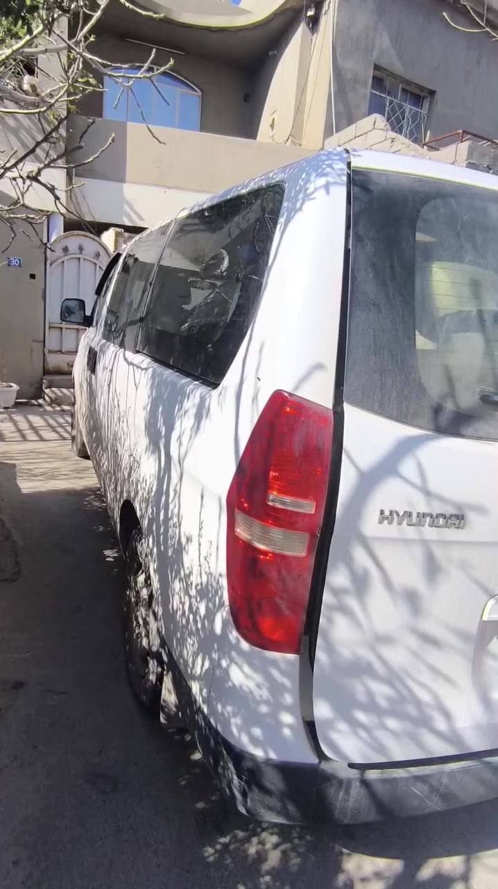 #هۆندای #H1 فاڕا #2013
 ڕەقم هەولێر
گێڕعادی گێڕ و مەکینەی بەشەرت لای سایەق بێ عەیبە 
بەس لای سەکنی لێدرایە 
ئەوها دەفرۆشین سعری 85 ومعلملە
***********
