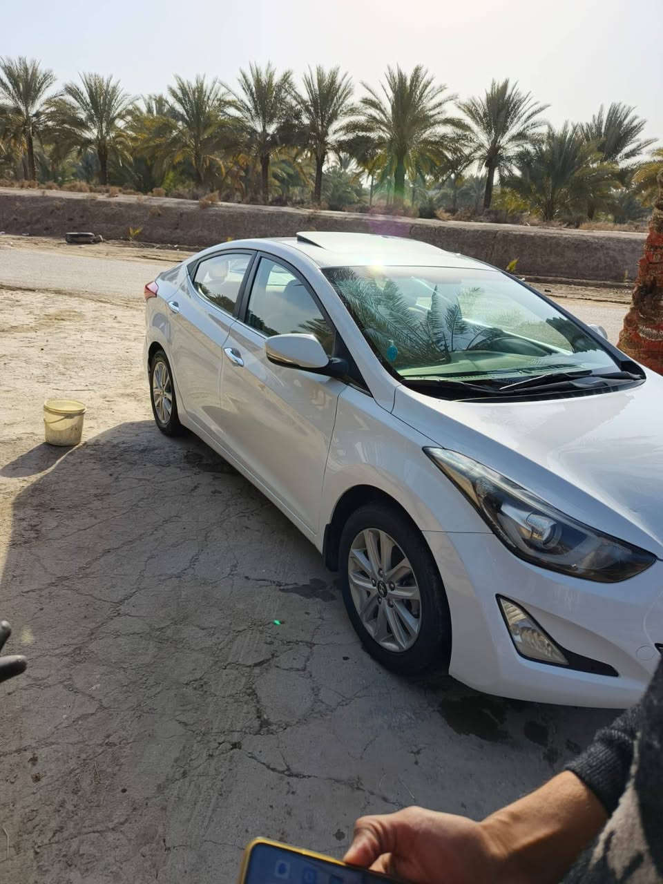 السلام عليكم ورحمة الله وبركاته. للبيع النترا موديل (2016).وارد خليجي السياره بيه بيبان اثنين امبدلات  السياره حلوه صدر جديد تبريد منضومه كامله عله شرط ❄️ ثلج.
 تحكم استيرن صفحتين
مري شفط
خمسه ويل كب
شاشه كبيره
كامره
السعر 128$ او بيه مجال قليل للإستفسار الاتصال على الرقم ***********
