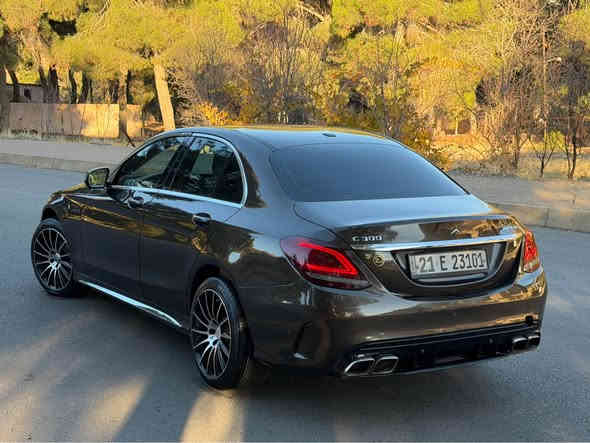 Mercedes Benz - C300 - 2016 - AMG

حادث فقط بنيد وجاملغ بدون دواخل
ايرباك طاك ورجع سستم // صور حادث مرفقه مع الصور

————————————————————
سعر المطلوب (( 173 )) $ ومجال بسيط 
اي استفسار 
*********** فقط اتصال
 *********** وتساب + اتصال
————————————————————
كير محرك كهربائيات كفاله عامه

رقم سنويه هزة فحص جديد

فووول مواصفات عدا الفتحة : دبل ماوس .. بصمة تشغيل .. بصمة ابواب .. رادار حانبي .. رادار امامي .. شاشة جبيرة .. كاميرا دواره .. كشنات جلد .. كشنات هيتر .. كشنات خزن .. كشنات كهربائي .. ستيرن خزن وكهرباء .. لايتات زينون .. بك لايت ليد .. مري شفط وكلاب .. دواخل مطعم صاج ..

سياره مسويلها ادامة عامه صفر مسج ماعندك
طخم تايرات جديد
صدر امامي خلفي جديد
دهن وفلاتر كوله مبدل جديد دهوك
