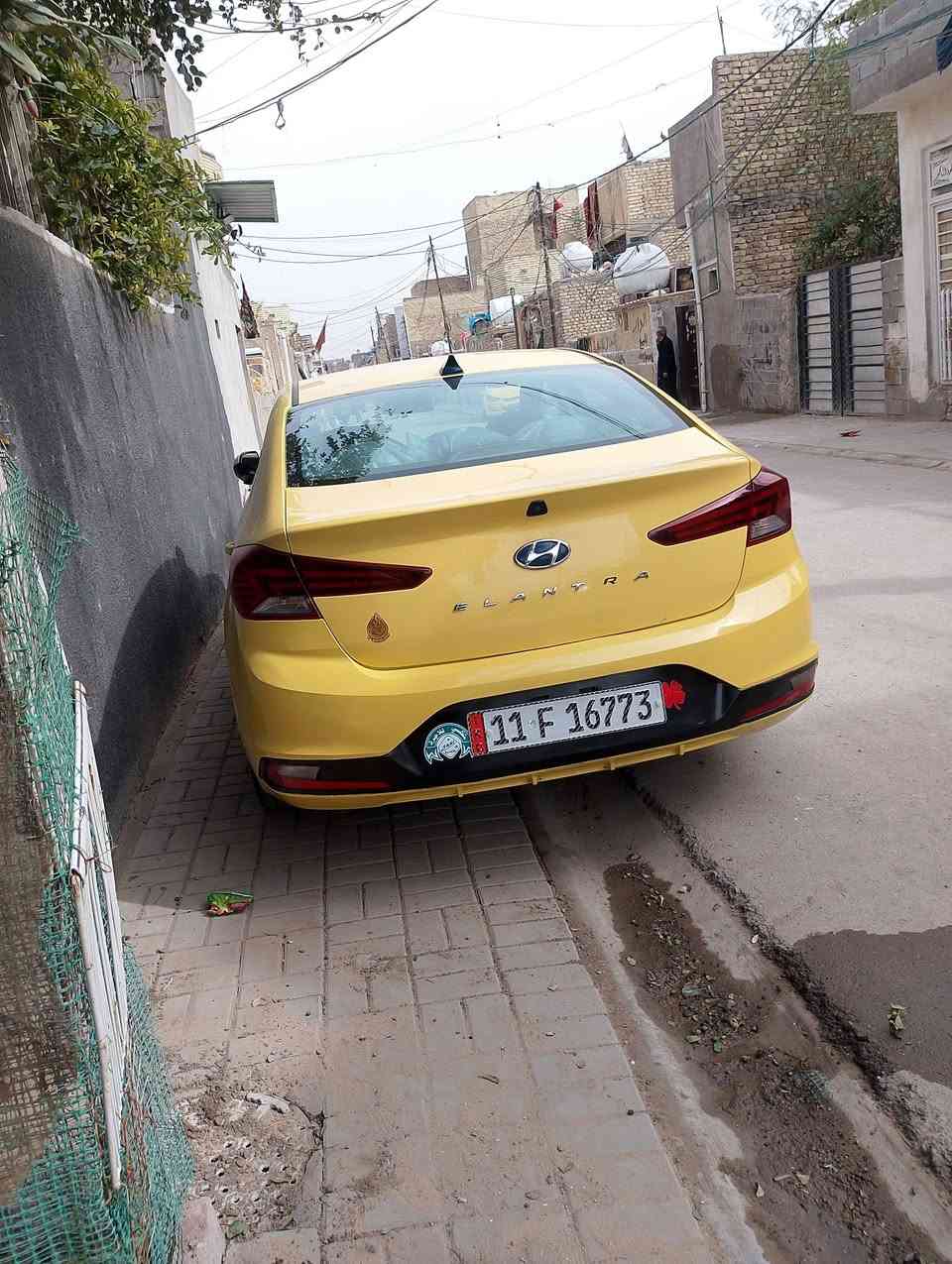 سلام وعليكم الانتر 20 مكينه كير صدر تايرات منضومه غاز 
منظومه بانزين عايدها كله قبل 5 تيام 
كير ايتي 
سياره حادثه موضح ب لمنشور 
مكاني بغداد المدينة 
السعر 125 وبيه مجال حك جيه
***********
سياره بسمي
