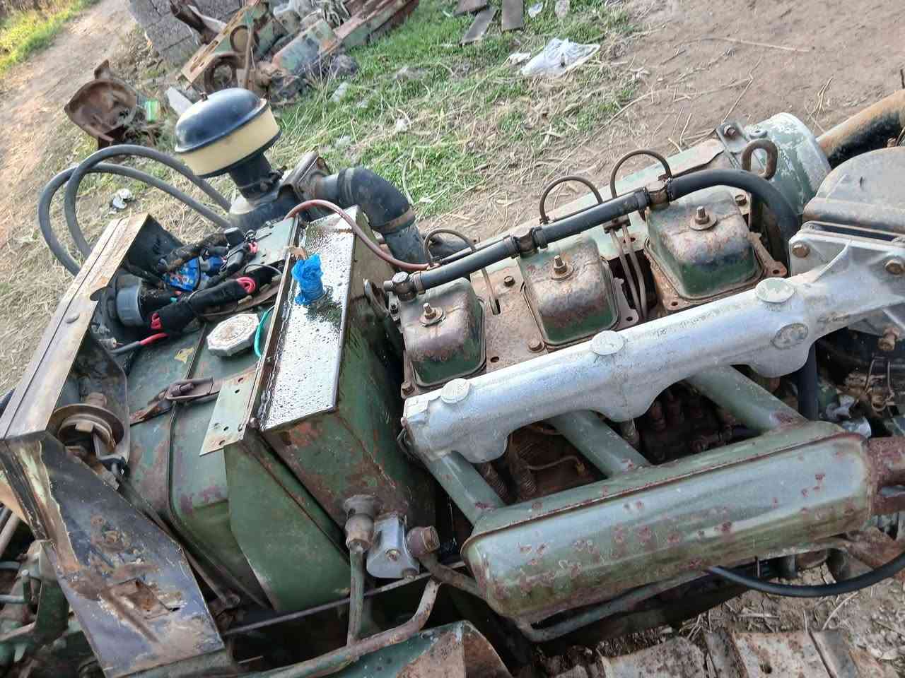 سلام عليكم تكتر سرفه شغال هورن شغال لايت شغال على كل عيب وراه رفاسه وفيدان وسجينه جدام اتصل على الرقم *********** العنوان صلاح الدين بلد اتصل
