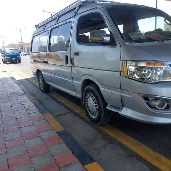 سلام عليكم سياره فتون ٢٠٠٩ سياره حره مداور ثاني يوم مشتغل بمعاملة واصله للهزه مخلصها سياره كير محرك اكسن علا شرط حداديه صفر دوشمه بلاديه نضيفه سياره عوزها بس حداديه محرك ونجي سعر 48وبيها مجال ***********
