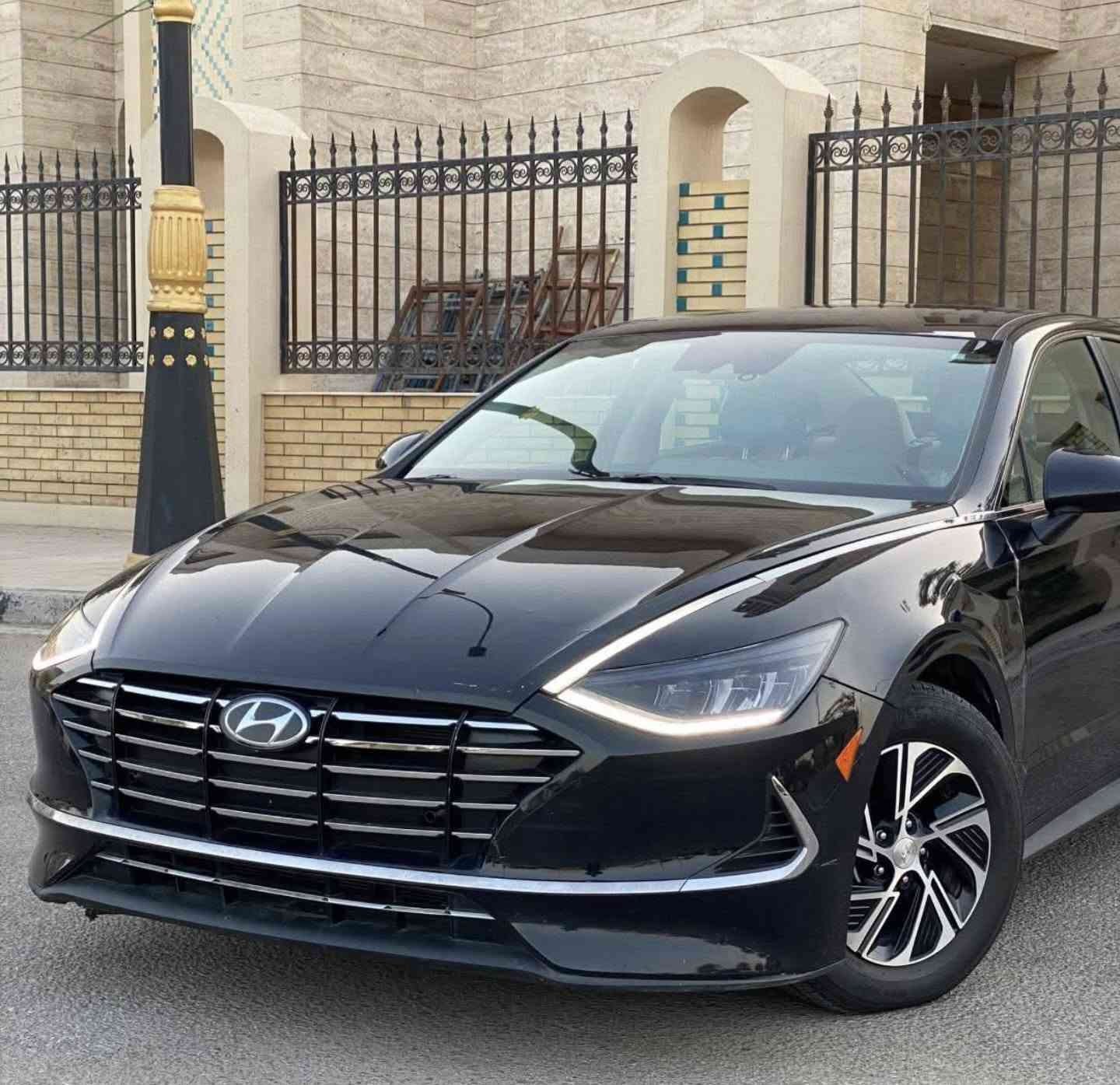 🚘 للبيع هيونداي سوناتا هايبرد 2023 🚘
▪️ الموديل: 2023 ▪️ المحرك: 2000 سي سي هايبرد ▪️ اللون: أسود ▪️ الداخلية: أبيض ▪️ التشغيل: بصمة ▪️ رقم السيارة: كربلاء ▪️ الموقع: كربلاء
🔹 السيارة نظيفة وجاهزة للاستخدام. 🔹 الحادث: جاملغ الورة بي صبغ وا  القبق مال جنطه 
💰 السعر المطلوب: 17,000 دولار (قابل للتفاوض بالمعقول)
📞 للاستفسار والمشاهدة، التواصل على الخاص أو الاتصال. � ***********
