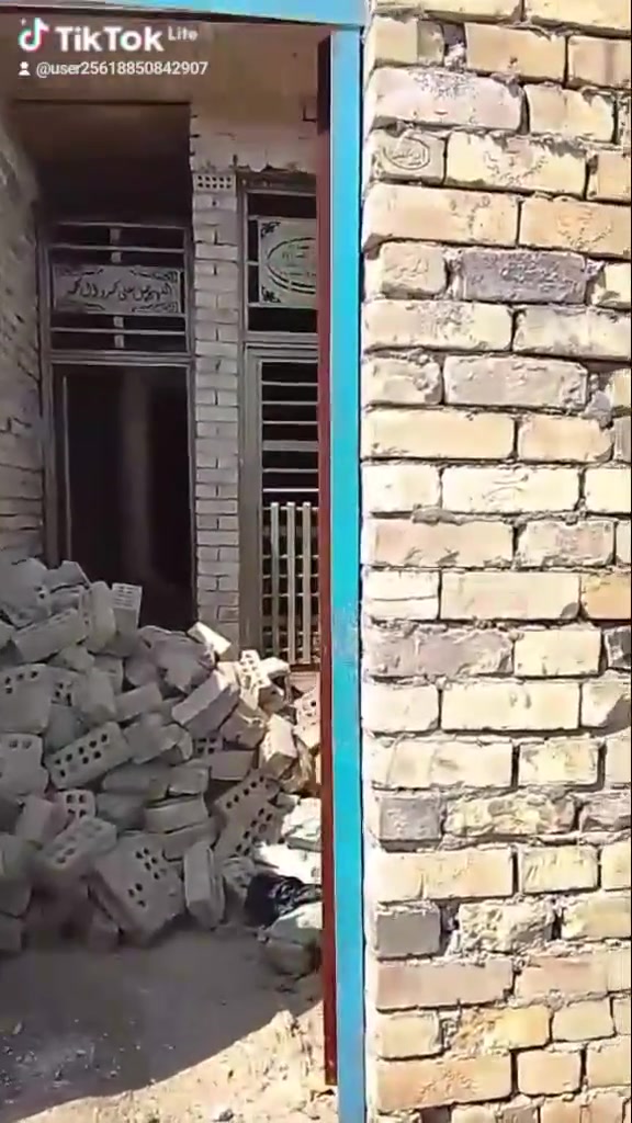 السلام عليكم بيت  هيكل كامل التاسيس مكان حي طارق القديم حي الامير للاستفسار ***********
