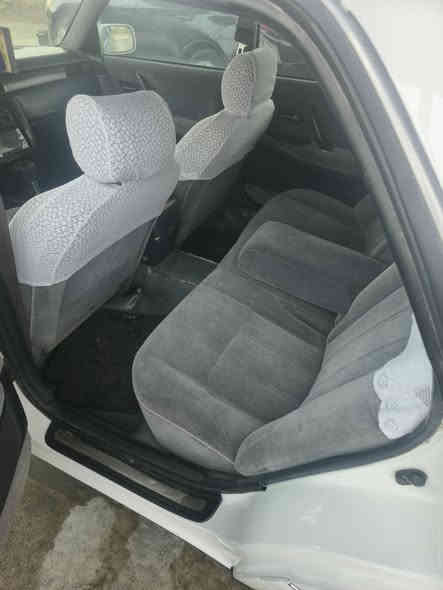 راس الثور موديل 96بسمي شرط التحويل تبريد منضومه زنون سايد بريك شغال دوسه بانزين تعليك تخم تاير حته السبير غرفه جديده دشبول يسره بلاد حداديه جديده بيها ضربه بل جنطه وشويه تنقيص السعر 80وبيها مجال *********** مصوبغه احزام للجماليه
