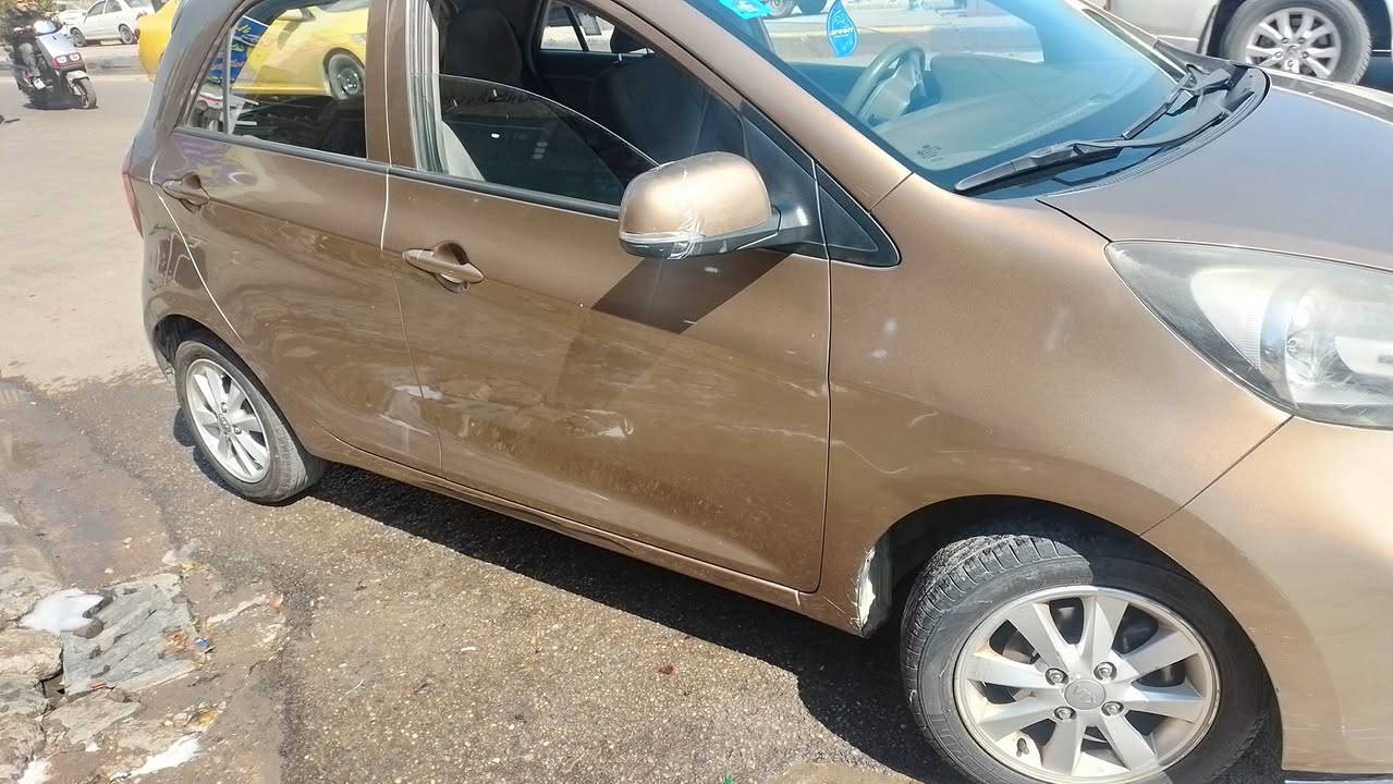 السلام عليكم بيكانتو ٢٠١٤
بغداد بأسمي  ....  رقم دولي...هزة ..سنوية جديدة..
السيارة مكفولة من الضربة 
فقط بارد بهلال الجاملغ
 السيارة جاهزة ما بيه اي نقص
العنوان : بغداد _ الاعظمية او سبع ابكار
الاتصال ***********

كير ..محرك..تبريد ..كفالة..

السعر...٨٨
