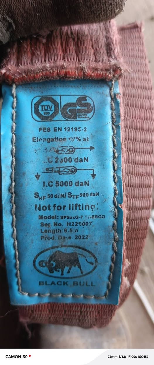 السلام عليكم
للبيع حبل مع رجس امريكي عدد 8راجس

, 13لفه حبل ***********
