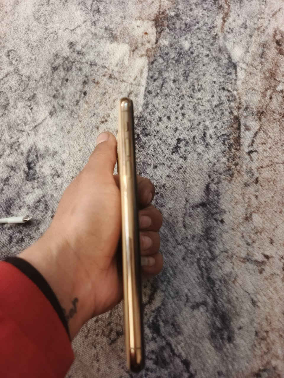 السلام عليكم ايفون ١١ برو ماكس 
لون ذهبي
ذاكره ٢٥٦
بطاريه مبدله
و شاشه مبدله بس اصليه بلاديه مال جهاز ثاني 
تك سيم
سعر ٢٨٥ وبي مجال بسيط 
مكاني كركوك  حي المنصور


**إذا كنت صاحب هذا الإعلان وتريد حذفه لأي سبب، رجاءا أرسل رسالة إلى الدعم الفني**