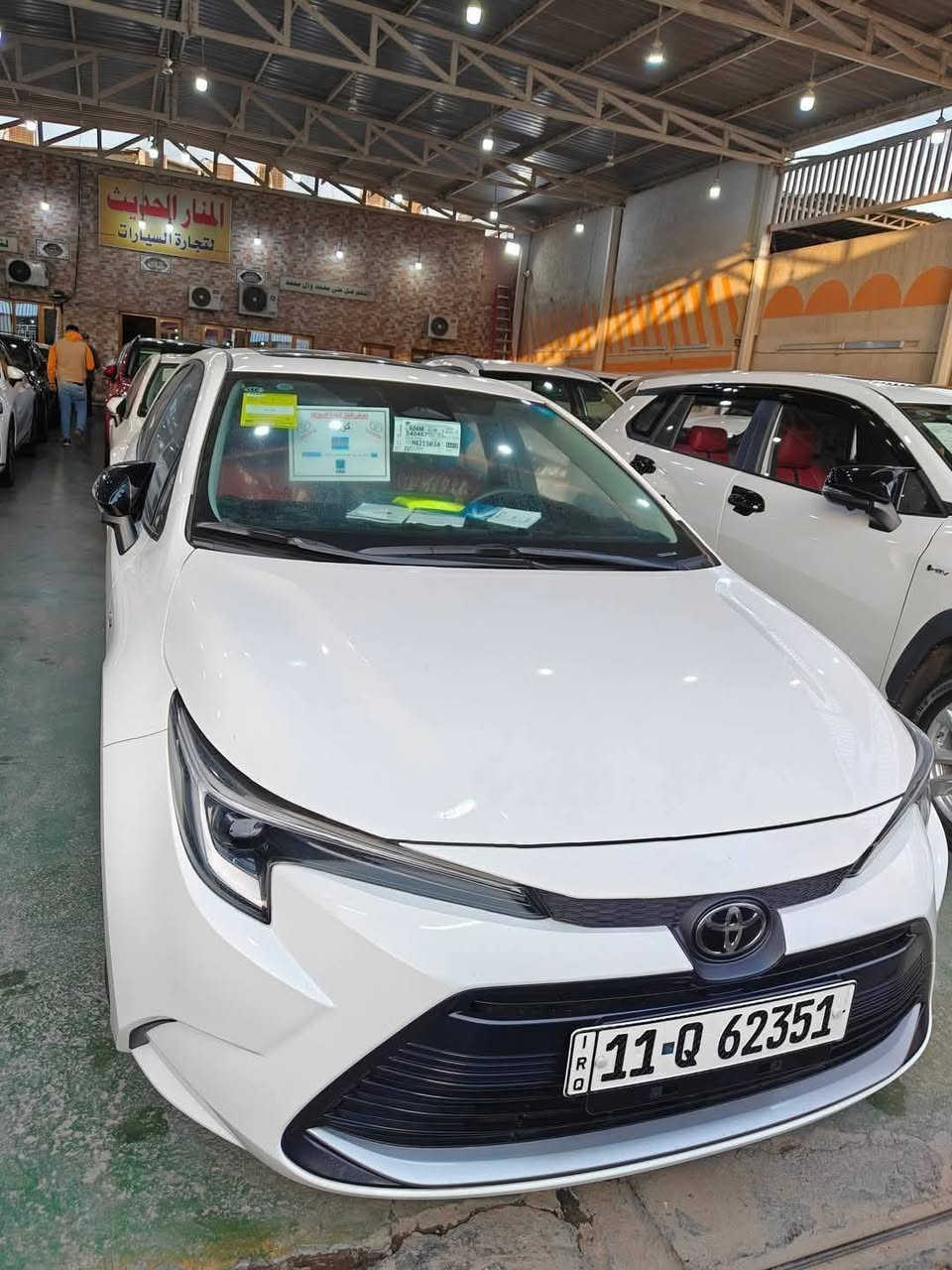 تحيه طيبه السلام عليكم
كورلا 2025 وجهه امريكي 
فول مواصفات 
هايبرد 
ماشية الفين فقط 
كشنات جلد أحمر 
كرسي كهرباء 
رقم بغداد دولي باسمي تحويل مباشرة سنويه هزه 
165 ورقه وبيها مجال 
اي استفسار 
***********
مكان بغداد البياع معرض المنار الحديث شارع 2
