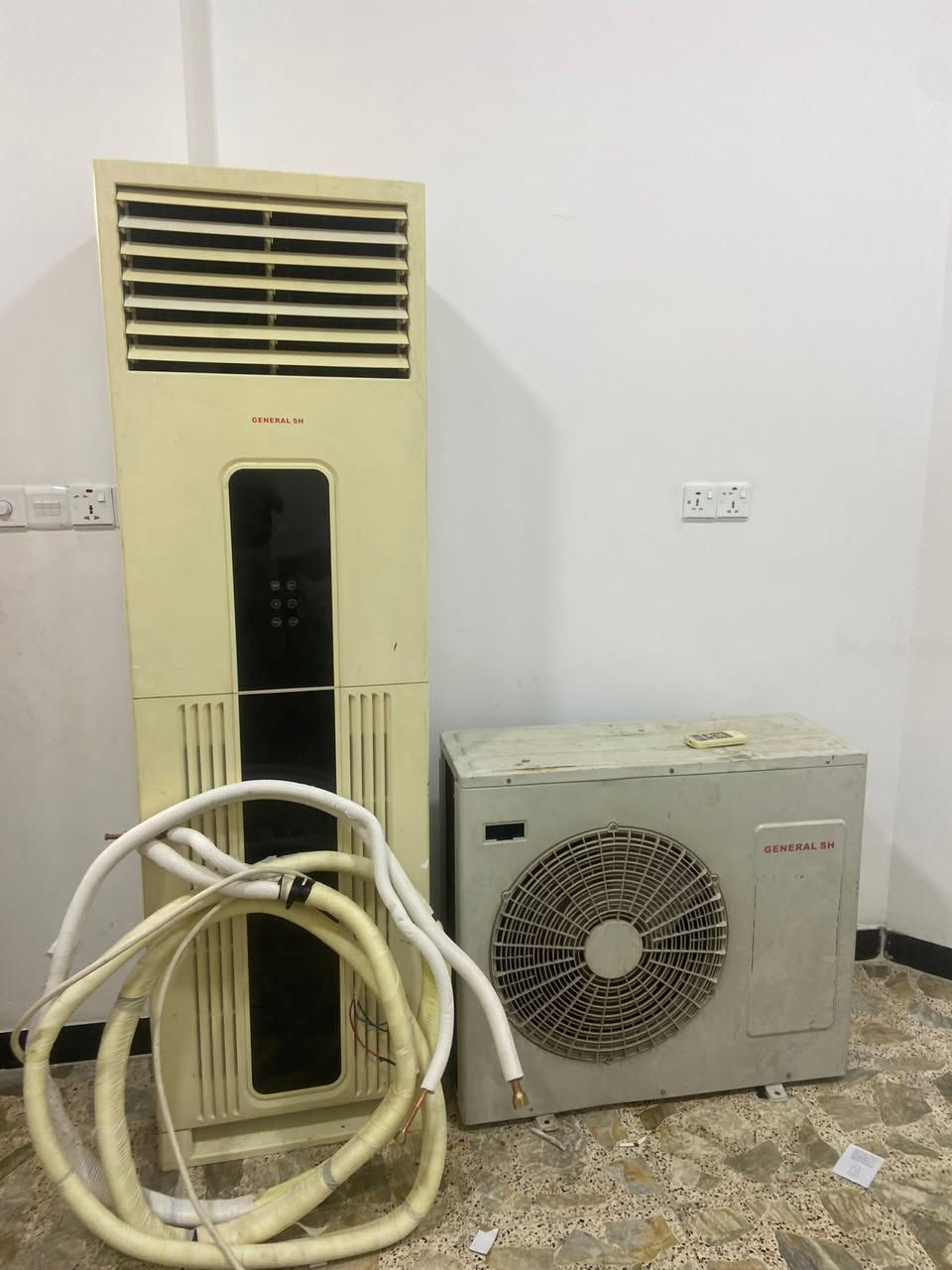 سبلت كنتوري جنرال بروده ثلج غازه مقفول غاز ٢٢ ويا بوري ٧ ونص متر فول فلكس هو والواير مالته والريمونت وضمان الجهاز ٣ ايام جهاز شغال وخير من الله مكانه بغداد الشعله سعره ٦٠٠ الف
***********
***********
