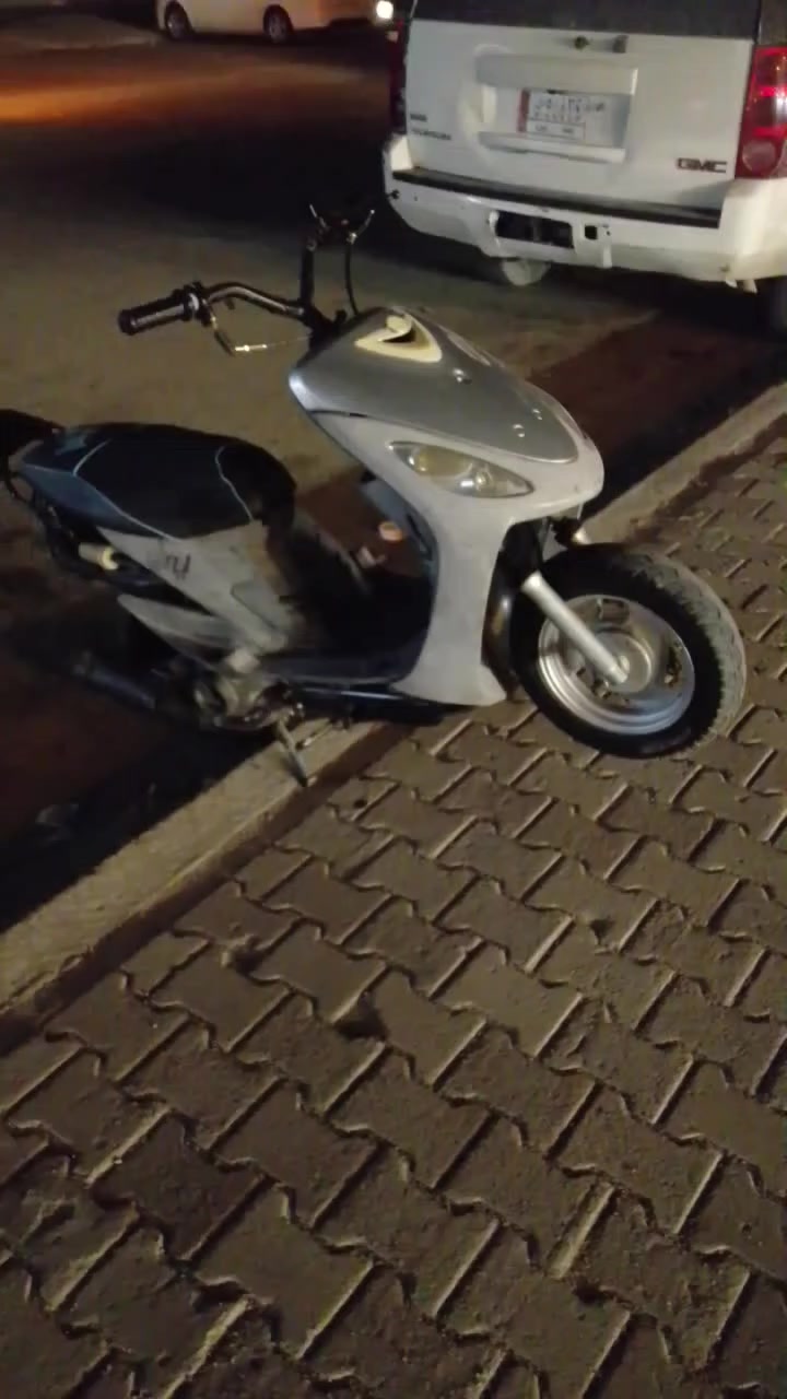 دراجه البيع اول مراوس دراجه ما نقصه شي بس صلنصه طاكه و سيم سكليتر السعر 360 و بيه مجال
نجف حي سلام


**إذا كنت صاحب هذا الإعلان وتريد حذفه لأي سبب، رجاءا أرسل رسالة إلى الدعم الفني**