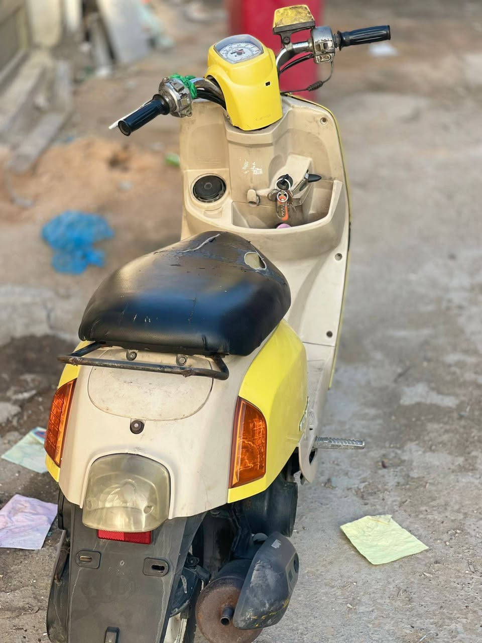 دراجه بوليس مكينه بجيس بس شويه شخوط بلكفرات رايده 750 دراجه بلاديه وكله مختمه مكان بغداد الشعب وشراي يخابر مكلف بنشره ***********
