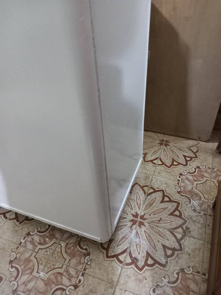 كنتور ٣ باب مستعمل ابيض الداخل عادي  الرجل  بلاستك  الظهر معاكس عادي  السعر  ٢٠٠ وبي مجال العنوان بغداد الكرخ تقاطع درويش البياع شارع البداله الانتصارسوق اميمه فرع مجمع الرازي ع اليمنه منتصف شارع ع اليسرى خلف مي اور
***********
*********** بغداد, العراق
