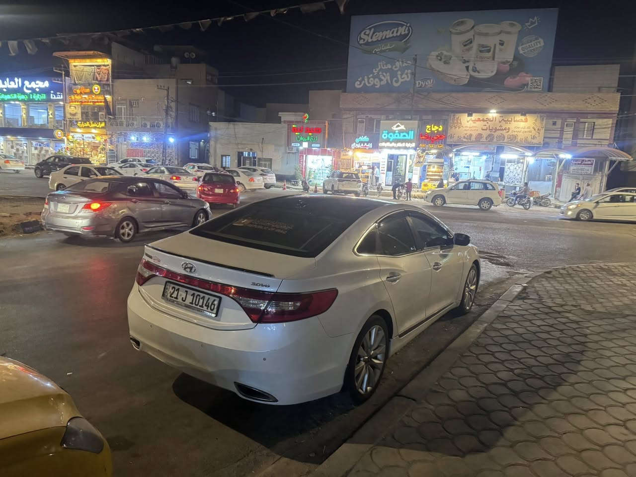 ازيره للبيع موديل 13  vip لون ابيض صدفي بيها 3 قطع تدفئه تبريد كير مكينه نعمه سياره مال جناي مكان كربلاء مراوس حسب القناعه السعر 105 وبيها مجال قليل 
هـ/ ***********
