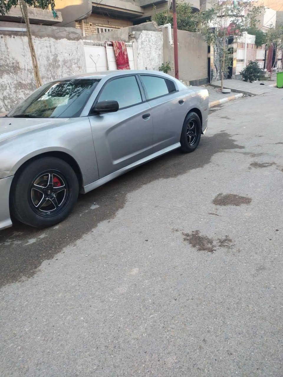 السلام عليكم
بيع او مراوس
جارجر 11 اصل لون رصاصي.رقم بغداد جديد الانگليزي.هزة جديدة
شاشة جبيرة .دعامية SRT
حادث امريكا تبديل جاملغ الأيمن
ونصبغت حزام اثر جراد 
لغود وشواصي مكفولة 
مكينة كير خير من الله 
حدادية 80%
***********0
السعر 132 وبيها مجال بالخدمة
