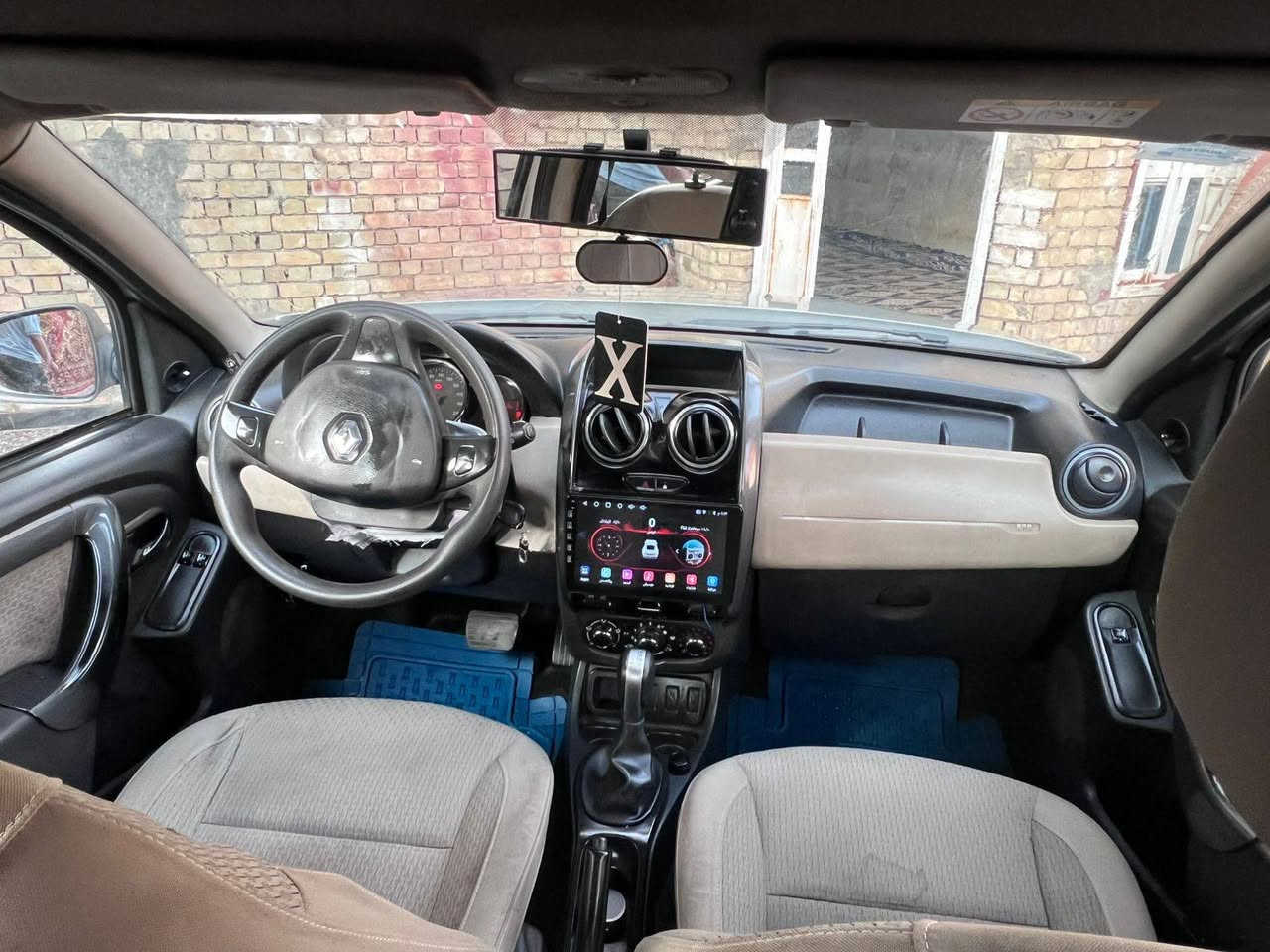 السلام عليكم
رينو داستر موديل ٢٠١٨  محرك ٢٠٠٠ للبيع السعر ب ٧٥
مكان بغداد 
رقمي للاستفسار 
***********
