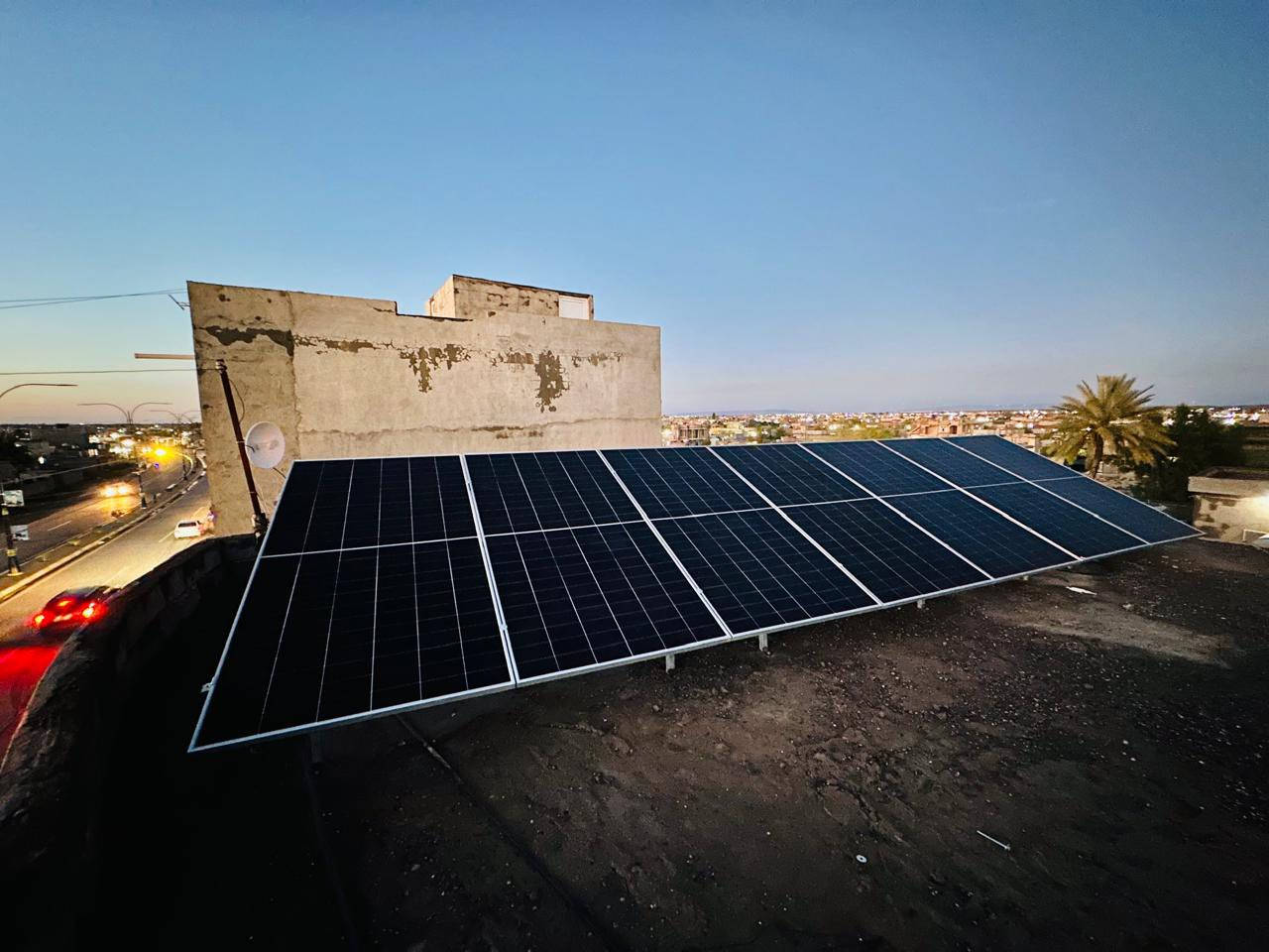 🌞 شركة آشور للطاقة الشمسية – الأقوى في العراق 🌞
بإدارة: أحمد البوحسيب

---

💪 طاقة بلا حدود… وجودة بلا منافس

نحن الأقوى في السوق من حيث:

· 🔧 أفضل الماركات العالمية (فلادلفيا – سولا هيستا – فلستي)
· ⚡ أعلى كفاءة في التركيب والتصميم
· 📦 توفير أنظمة متكاملة تناسب جميع الاحتياجات
· 💰 نقداً أو تقسيط مريح للجميع
· 🚛 تنصيب في جميع محافظات العراق بأيدي فنيين مختصين

---

🔜 من أحدث أعمالنا:

📍 الخضرانية – 
✅ 7 ألواح فلادلفيا + بطارية 15 كيلواط + انفرتر 6 كيلواط فلستي

---

📞 للطلب والاستفسار:
***********

⚡ آشور … الأقوى في الطاقة الشمسية ⚡
