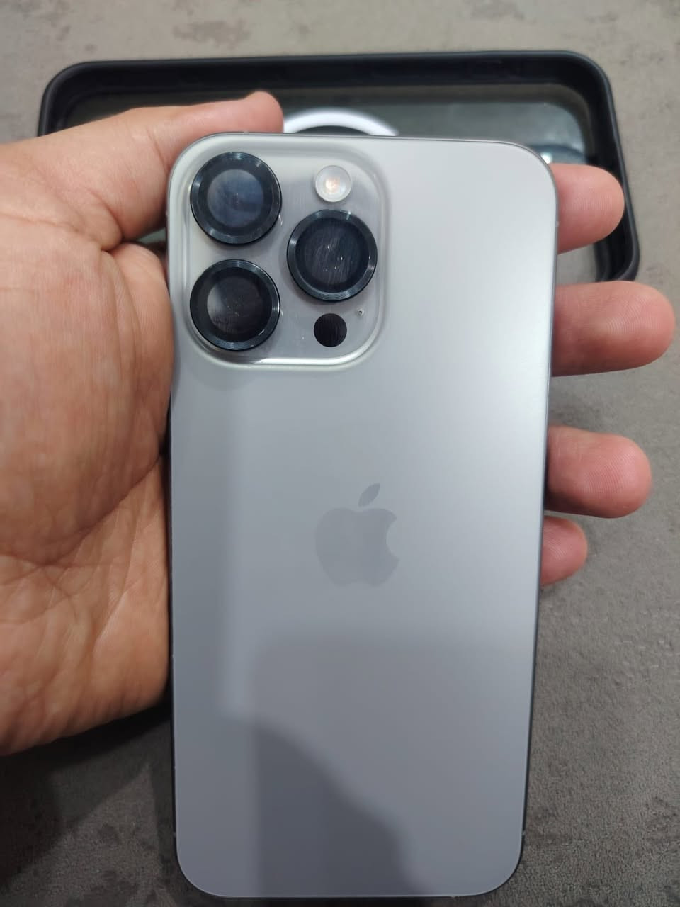 البيع ايفوان 15 برو ماكس دبل سيمكرت
بطاريه 91 سعرو 150 مليون نظافتو 100/100 رقم ‭***********
