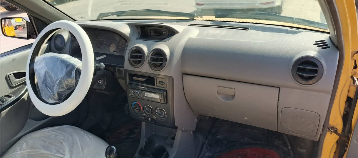 السلام عليكم سايبا للبيع مديل 2015 تكمه مغلقه رقم بغداد انكليزي مصفره هيئه وغرامات بسمي تحويل ثاني يوم كير مكينه لاتنقيص ولاتبخير جدد صدر امامي خلفي تخم تاير جديد جديد  شواصي السعر 34 وبيهه مجال قليل مكاني بغداد شقق الحبيبيه سياره احله من صور  ***********
