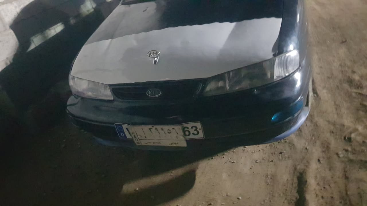 السلام عليكم للبيع او مراوس بسيارة حسب القناعة
سيفية موديل 95 رقم ديالى تحويل ثاني يوم سنويه ساقطة صار سنة ونص محرك وكير خير من الله  محرك مفتوح كير عادي تخم تايرات جديد  كهربائيات كلها شغالة لايت عالي ناصي جام سمعات أربعه كله شغال سياره مكفوله من ضربه وكص وخياس سياره داخل وخارج جديد سياره مال جناي والله (السعر 30وبيها مجال للطيبين )
المكان /ديالى/الخالص
الاستفسار/ ***********وبي واتساب
                /***********
