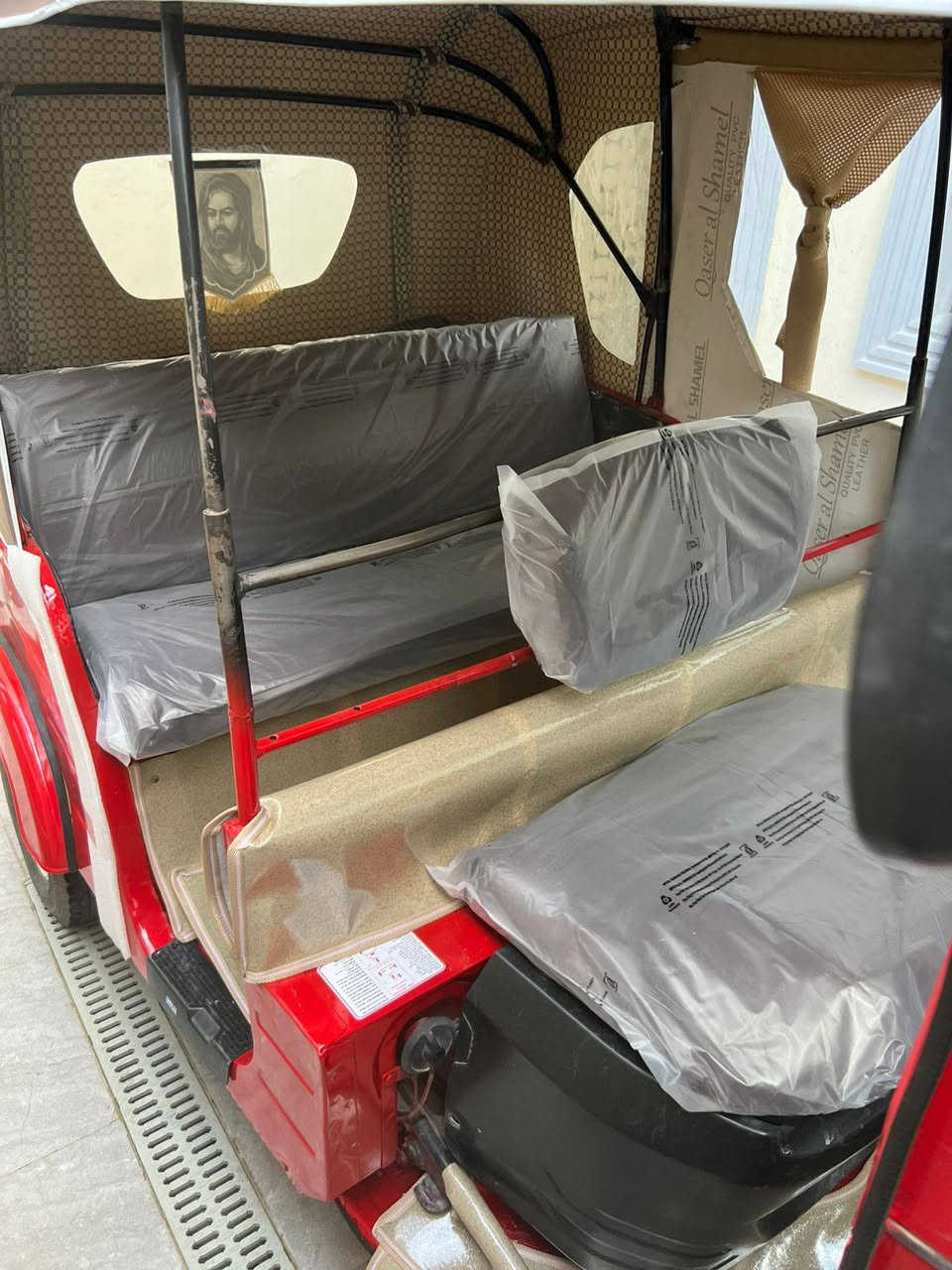 سلام عليكم تكتك بجاج اهندي اوراق بسمي موديل 2017طالعه بل18مكينه مجفته شركه مال 20 تخم تاير جادر دوشمه كهربائيات كله شغاله سبع قطع تكتك خير من الله السعر3600بيه مجال بسيط المكان كربلاء رقم الهاتف ***********
