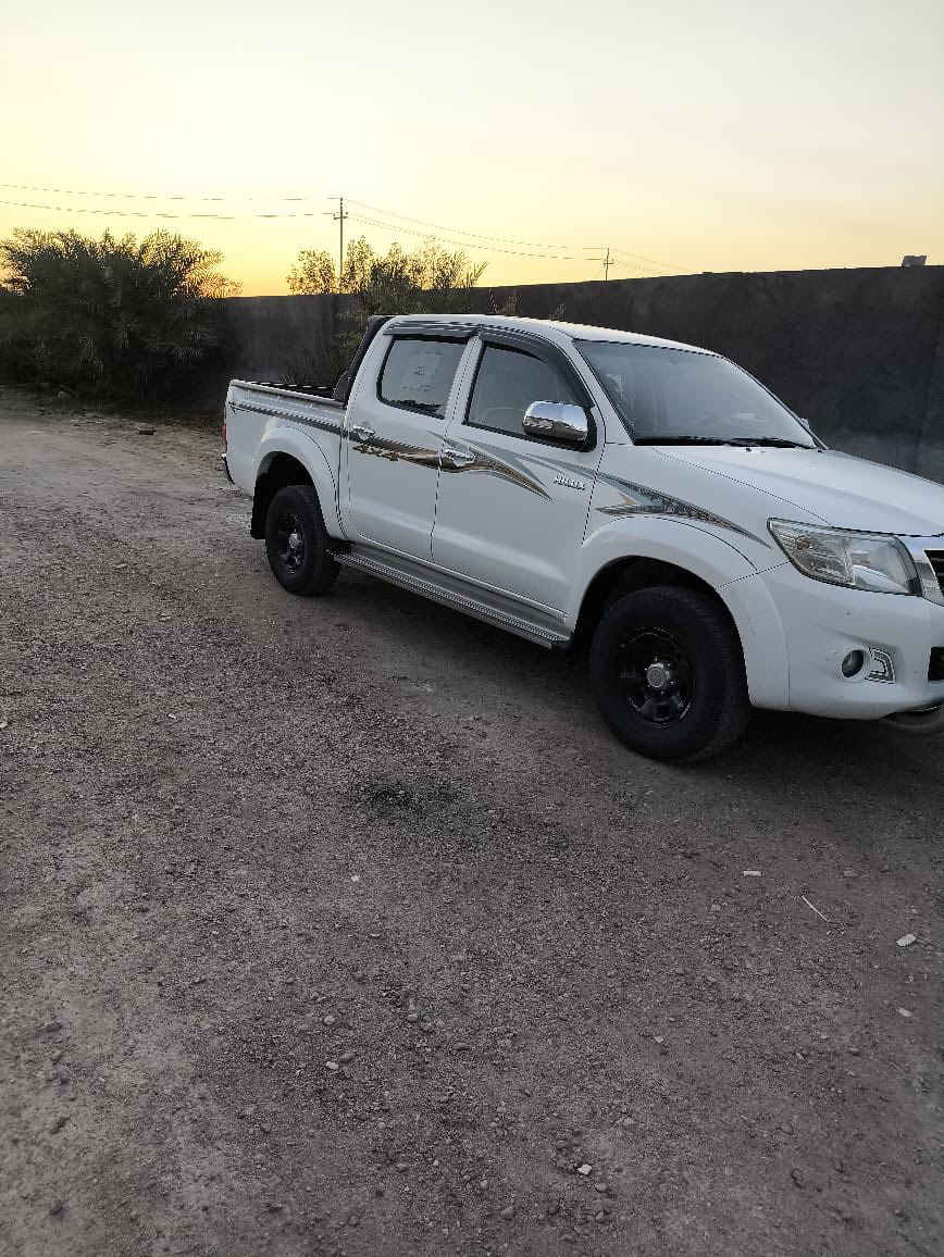 السلام عليكم بيكب هيلوكس 2015 محرك كاز بلاد كفاله عامه العنوان البصرة قضاء الدير 
رقم اربيل الجديد سنويه لل 27 رشت صبق كد شبر يم بك لايت
للستفسار ***********  /السعر 218$/وبيهه مجال بصيط
