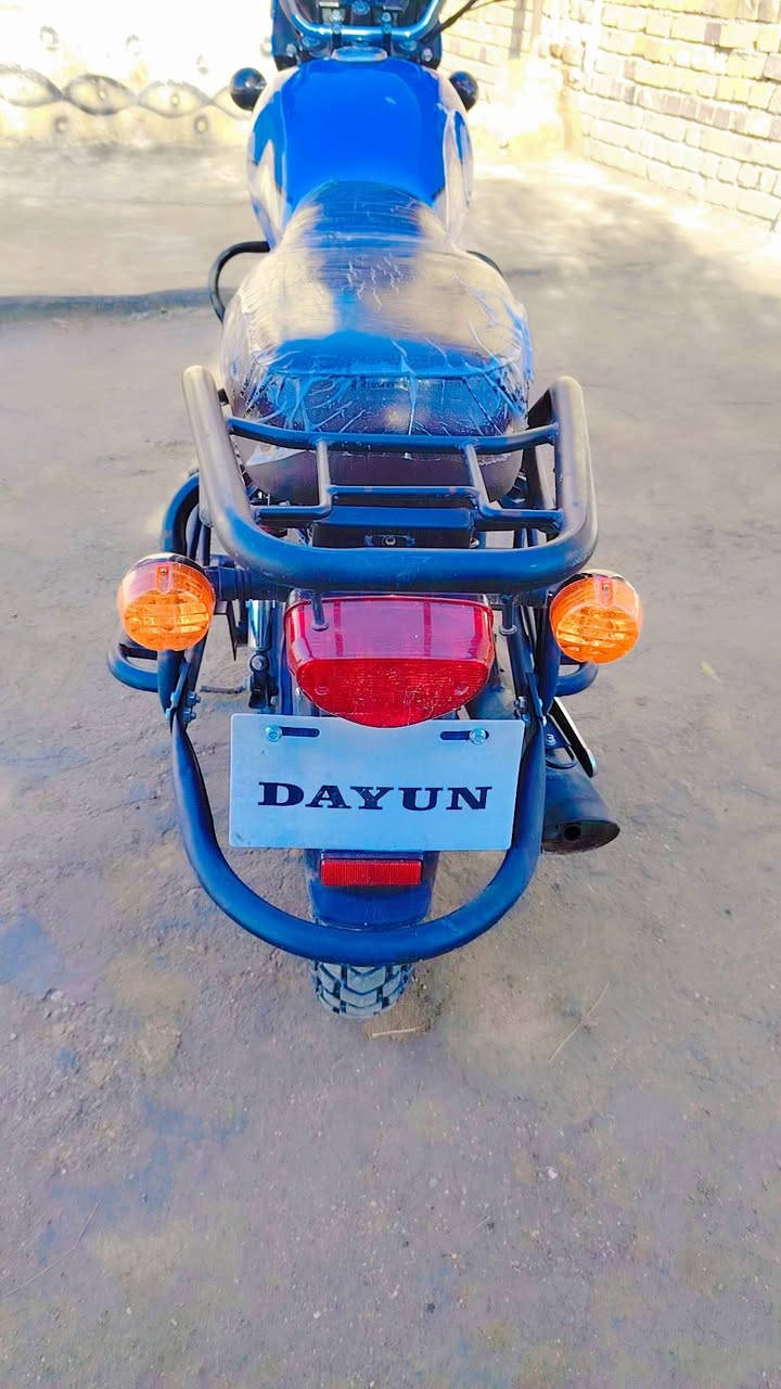 دايون نفخ للبيع موديل 25 وراق سكنر مكفول كفاله عامه شرط انظف من الصوره دراجه جديده كهربائيات كله شغال السعر 1450وبيه مجال اتصل على الرقم ***********
