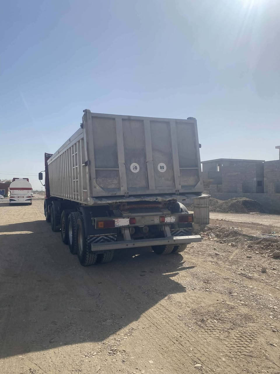 رينو 2002 گير عادي حجم 385 پمپونوزل  بۆدی فافۆن دوو دنگیر جووت تایر مع سحال تاک تایر دنگیر گەورە +جەگ گەورە + تاقم تایر لۆک
*********** واتساب
