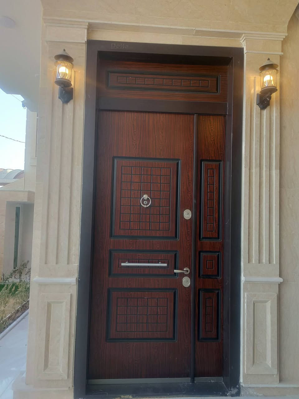 🔥 عرض خاص – خصم يصل إلى 30% 🔥
فرصة مميزة لفترة محدودة على القطع الأخيرة من الأبواب التركية  ماركة دلتا العالمية.
🔸صناعة متقنة وفق المعايير الأوروبية.
🔸هيكل قوي مقاوم للرطوبة والالتواء.
🔸طبقات حماية عالية تمنع الخدوش وتطيل عمر الباب.
🔸تصميم أنيق يناسب المنازل الحديثة والكلاسيكية.
🔸عزل ممتاز للصوت والحرارة.
🛠 تركيب احترافي
خصم يصل إلى 30% على الكمية المتبقية فقط القياسات اسفل كل صوره ⬇️
📞 للحجز والاستفسار راسلنا عبر الوتساب أو اتصل الآن.***********
📍الكوت الزهراء مقابل مركز الخلود
https://maps.app.goo.gl/FYnBGvdsjuJhcSwG7
#ابواب_قاصه
#ابواب_تركية
#الكوت
