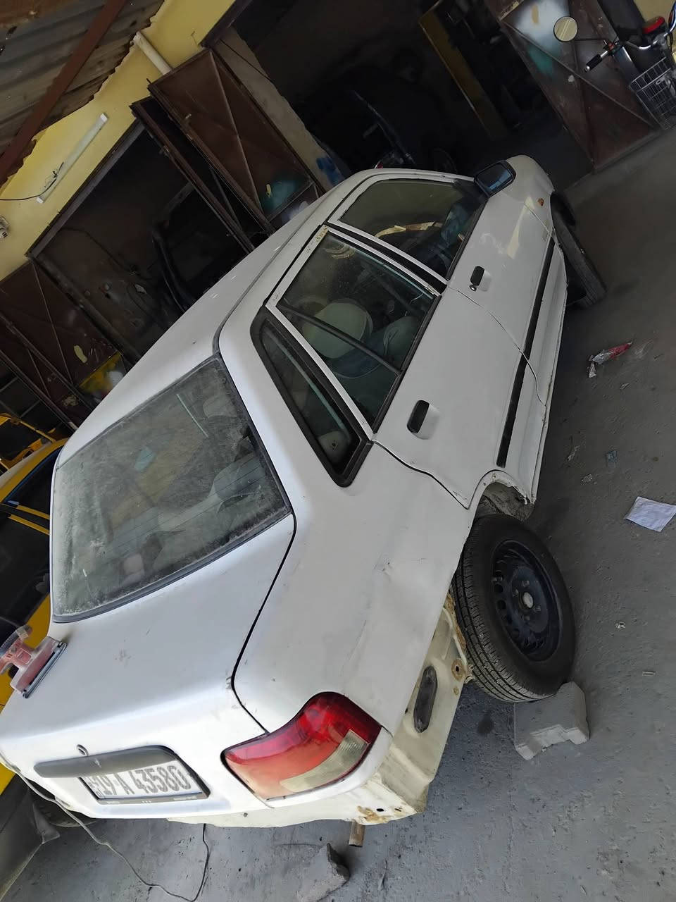 السلام عليكم  سايبه موديل ٢٠١١ كامله محرك وكير برايد السعر ٢٣ وبيهه مجال ***********
