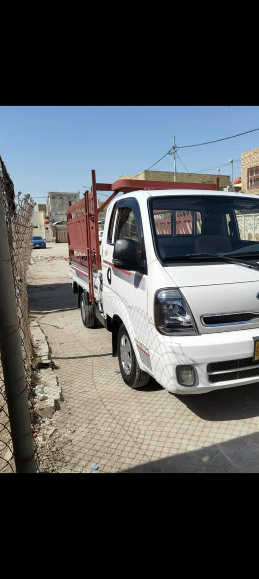 السلام عليكم كيا موديل 21 مكفولة كفالة عامة بلديوانيه السعر 135بيهة مجال رقم الهاتف ***********
