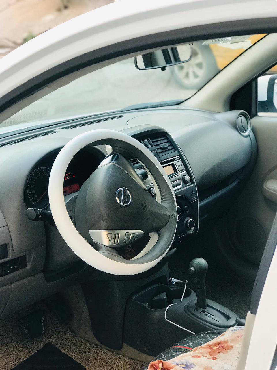 نيسان سني هندي 2020
بليته زركه 
دعاميه مصبوغه وبراكيت مبدل 
السياره جديده ماشيه61 الف 
مكان البلديات 
السعر 110
***********
