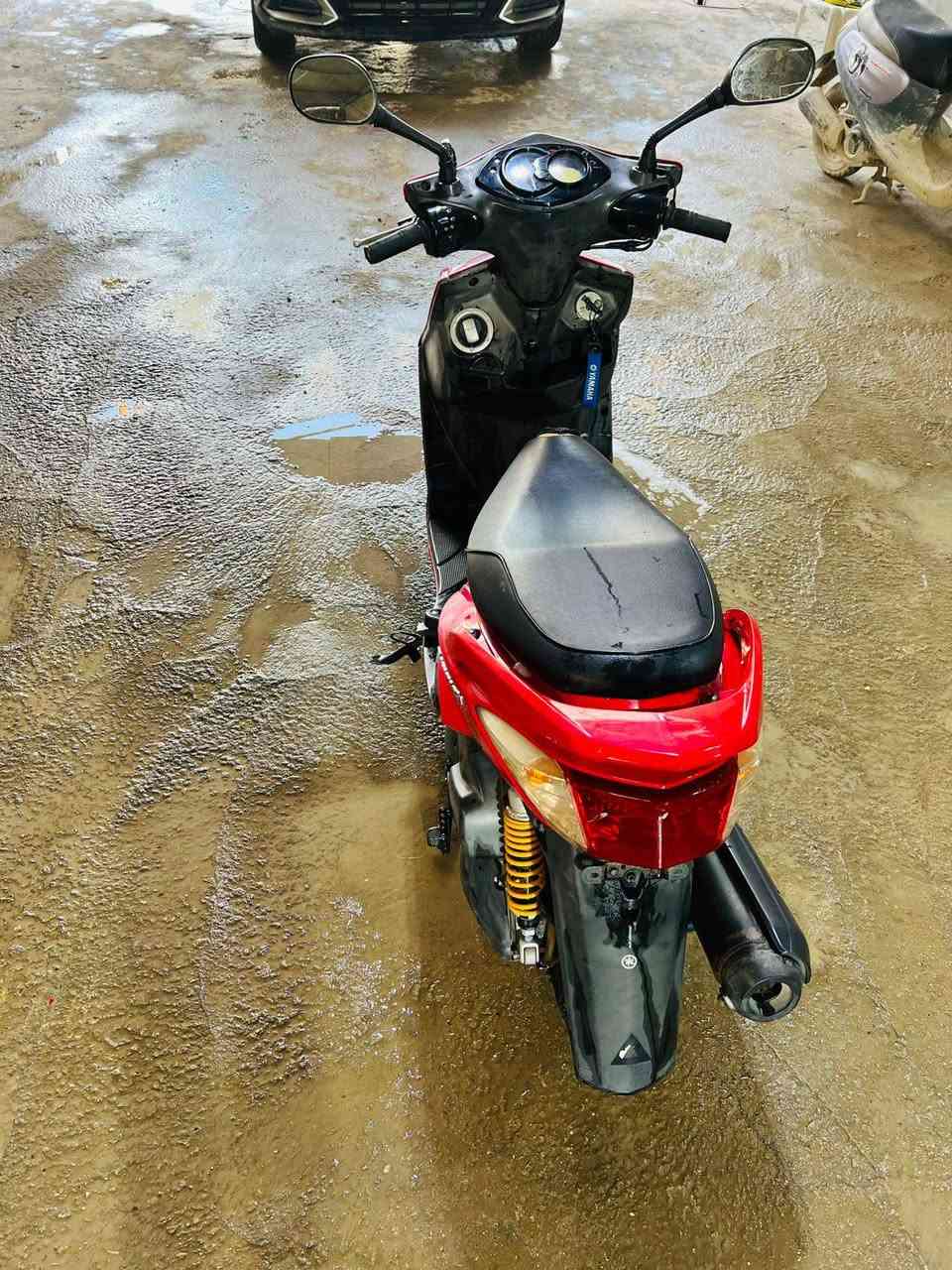 سكنز ياباني اصل منفيس بأسمي مطلعه من الوكيل قبل شهر موجود ب المكاتبه ماخذه 13 ورقه محرك نوزل دراجه جديده كلش و نضيفه شخط مابيه محركه نوزل  كله شرط سعره 11 وبيه مجال بسيط كلش *********** العنوان بابل
