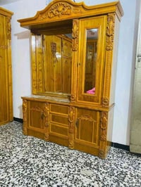 غرفة نوم • للبيع • تواصل خاص