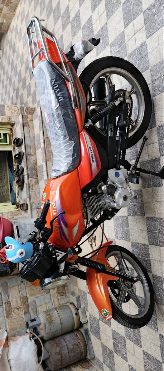 السلام عليكم دراجة دايوان مديل 2023 اوراق اسكنر  السعر 800وبيهه مجال قليل
مكاني  كربلاء حي العسكري قرب نوارس
رقم الهاتف:***********
