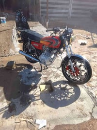 سافان • موديل ٢٥ • اوراق