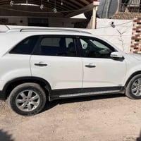 سورنتو كلين موديل 2012 6 سلندر 7 راكب مكفوله من ضربه وصبغ  سعره 150 وب...