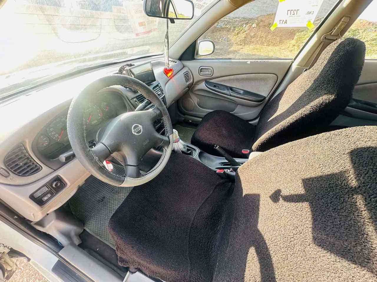 سه ره تا به ناوى خوا
سه نى ٢٠٠٣ بو فروشتن يان گؤرينه وه سه نه وى تا٢٠٢٩ تازه يه فه حسي موديرنى تازه يه گيرو مه كينه و كاره باي و ته قه و ره قه ى به شه رته چركه ى تيانييه جام كاره بايو شاشه وكاميره و قفل مه ركه زى لايت زينون ته بريت ساردو گه رم له سه ر سويچ  سعرى ٧٠ گه لا و معامه له يه كى زور كه م
*********** 
سليماني
