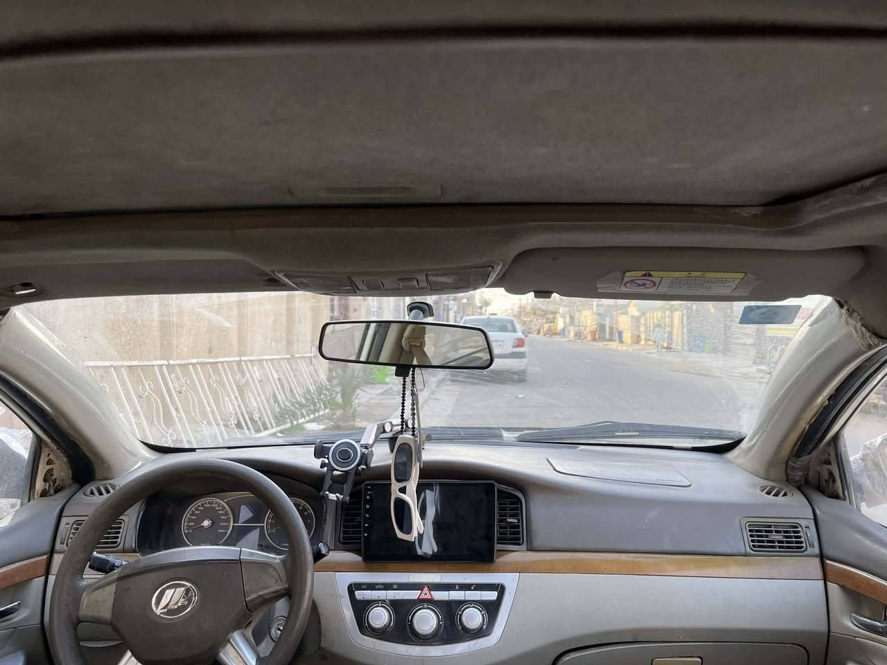 السلام عليكم ليفان 620 للبيع السعر 43
صدرر جديد مكينه بلاديه مكانيي البياع سرطه الخامسه 

***********
