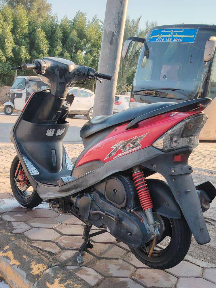 السلام عليكم دراجه ماكس للبيع مكفوله كفاله عامه السعر ٩٠٠ وبيه مجال المكان نعمانيه الرقم ***********
