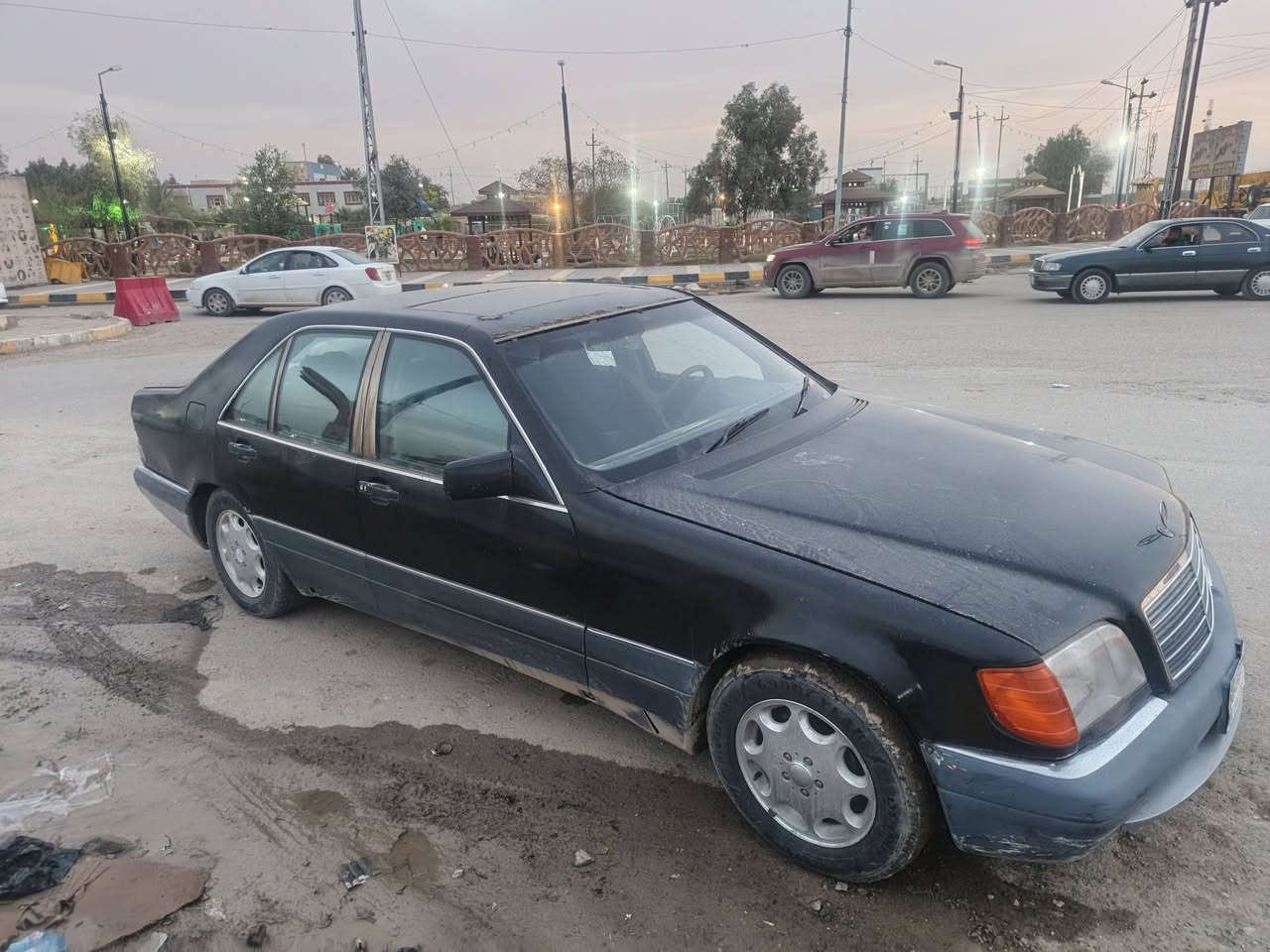 مارسدس شبح محرك ٣٠٠٠فيفيتي محرك كير كارتون حداديه جيده أدوات السعر ١٨ ورقه ***********
