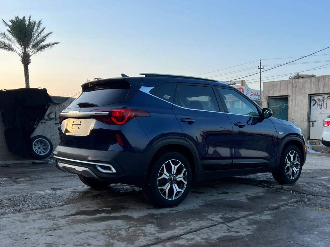 سلام عليكم للبيع كيه سلتوز موديل 2023 فول موصفات واحد علا واحد موصفات خاصه فتحه وبصمه وشاشه ايباد وبجم عدسه زنون بلادي وكشنات جلد سايد بريك بصمه بواب بصمه كشنات تدفه استيرن تدفه كشنات تبريد شاحن وايرلس تبريد بيانو رادار امامي شغال رادار خلفي رادار يمنه ويسره حساس اطارات كشاف امامي شغال نضمه قياده حجم المحرك 2000 دوش لد خلفي شغال كشنات خلفيه تدفه تحكم جهتين حاكيه مانع نزلاق شاشه كبيره ولمس كامره دواره اشاير بل مري تشغيل عن بعد ضويه داخليه دمام صوت دواخل صاج اسود ملكي كشنات كهرباء السايق والصدر هم كهرباء ولكب كروم لد امامي وعدسات 5 ماشيه 32 وبعد بيها موصفات هواي السياره حره جايه بسمي بدون رقم تترقم جميع المحافظات بيها رقم فحص موقت تمشي بي خلال 3 اشهر دخول جديد السياره مكفوله من الصبغ التبديل والغرق والبارد والشخط كفاله عامه ماعده الدعاميه فقط جميع الرباكات سليمه ***********
