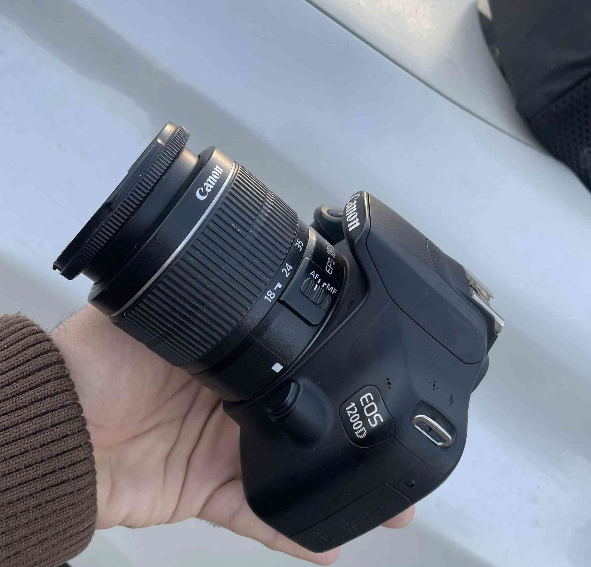 للبيع كانون
Canon1200   EOS

الملحقات 

عدسة 55.18 اوتو فوكس 
رام SD الأصلي وكاله
شاحنه
بطاريه 
جنطة درع ضد الكسر
حزام كتف
 
الكامرا نظافة 100% جديده مستخدمه سبوع واحد فقط

المكان بغداد للاستفسار اكثر التواصل السعر خاص او الاتصال ***********
